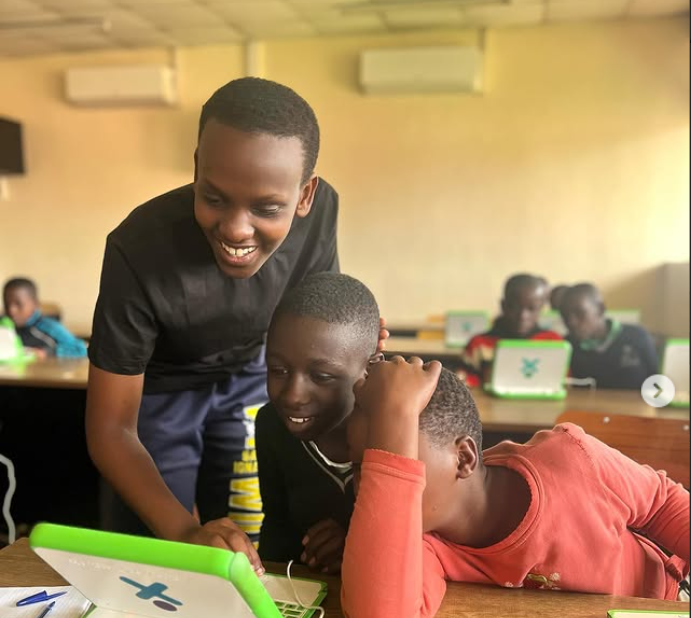 Club mentoring the young youth.